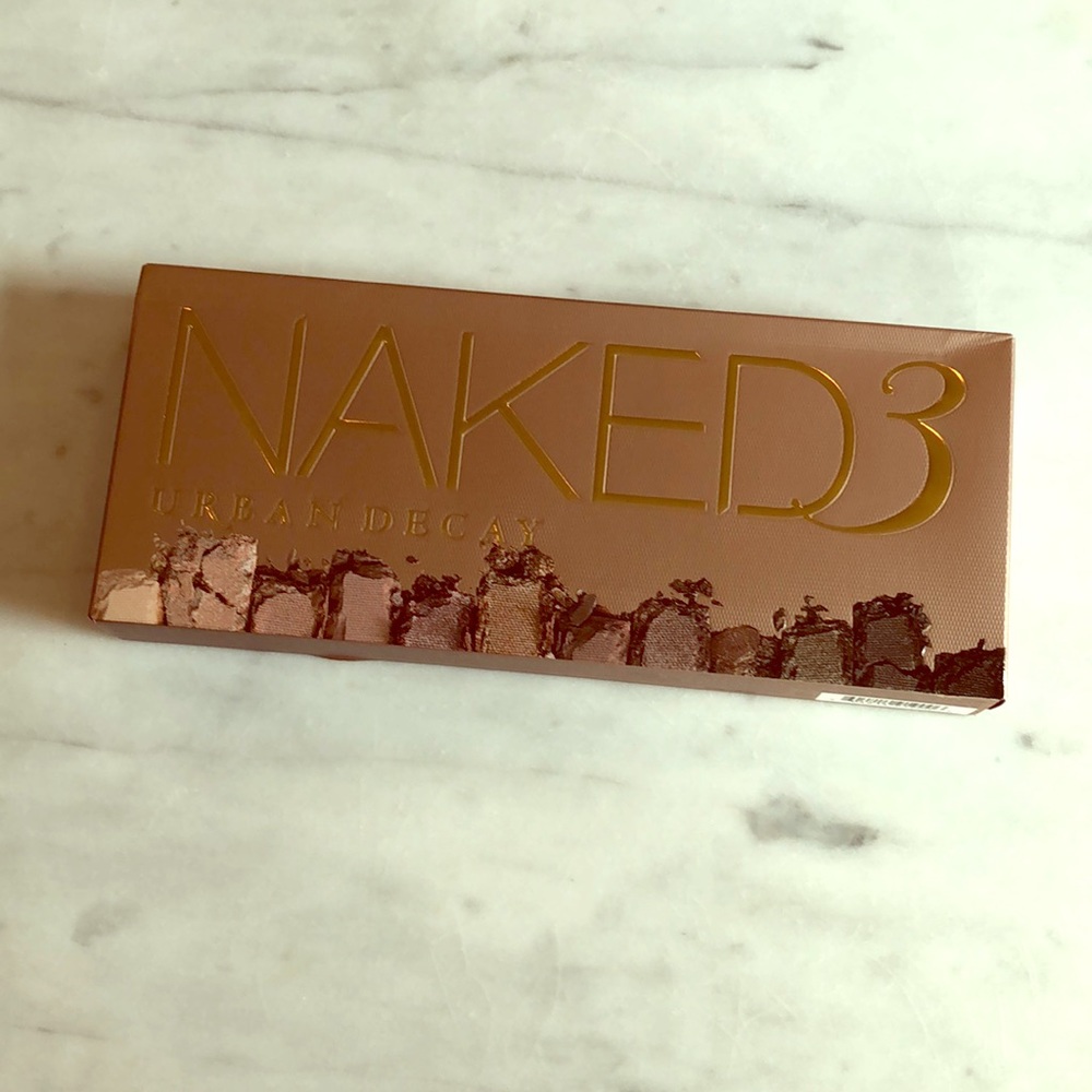 Naked 3 pallet